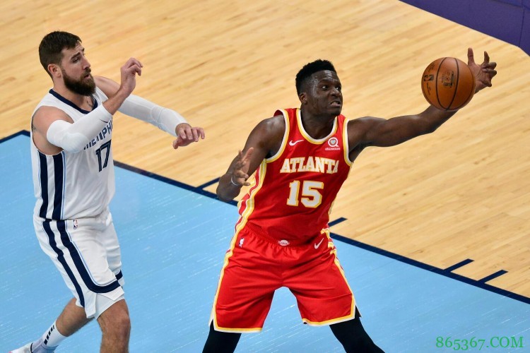 卡佩拉&戈贝尔&瓦兰领衔 本赛季场均篮板榜前八均是欧洲球员