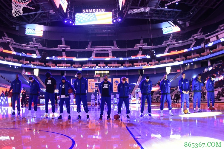 终于啊终于！勇士队收获本赛季第一个四连胜