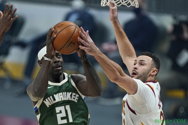 亿元“假日”——雄鹿救赎路上的答案?