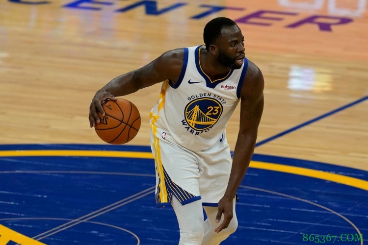 追梦连续两场砍下得分不上双的两双 ABA和NBA合并以来第4人