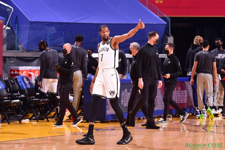 杜兰特&康利以制作人身份获得奥斯卡 科比后首获奥斯卡NBA球员