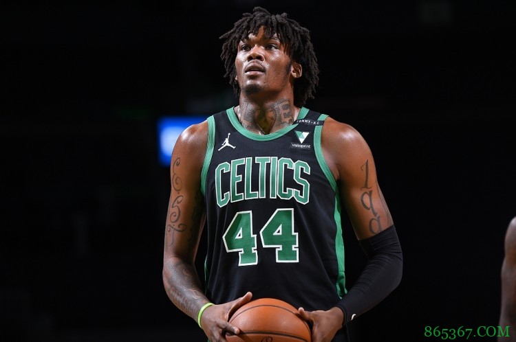 威廉姆斯20+8+8命中率100% 中锋里仅张伯伦和约基奇做到过