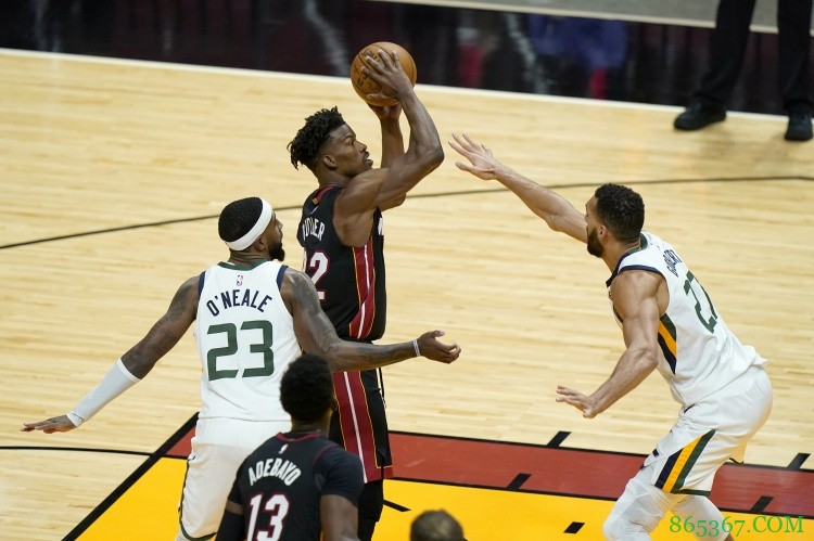 异军突起!爵士成为首支锁定季后赛球队 常规赛至今最大黑马?