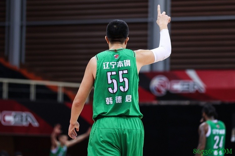 恭喜！韩德君篮板总数超李晓旭加冕辽宁队史篮板王