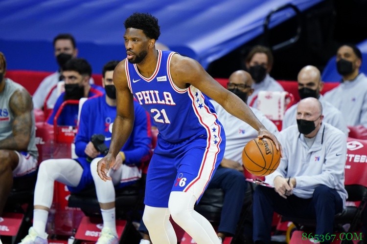 东部死敌?恩比德本赛季对阵绿军场均38.3分&命中率60.4%