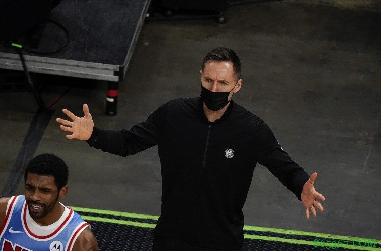 纳什：欧文命中了一些难度很高的关键球 球队开局有一些慢热