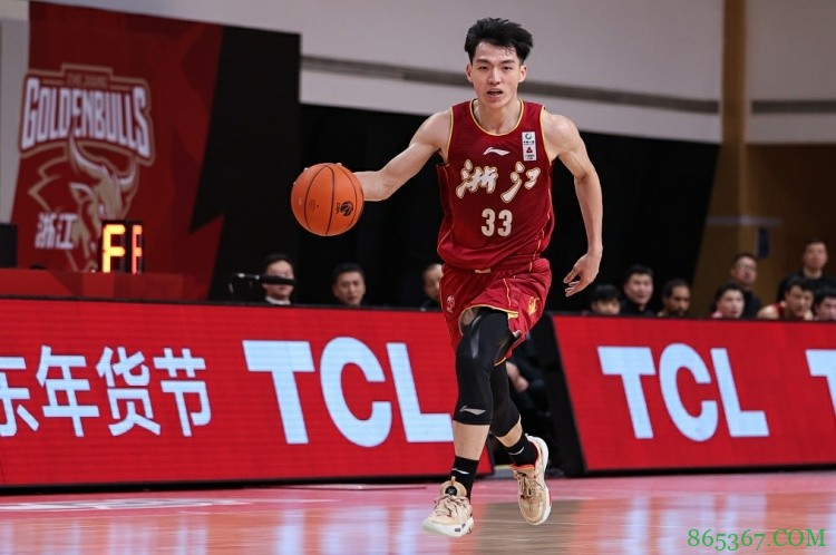 CBA官网:易建联预计还需16周时间康复 吴前5周 翟晓川10周