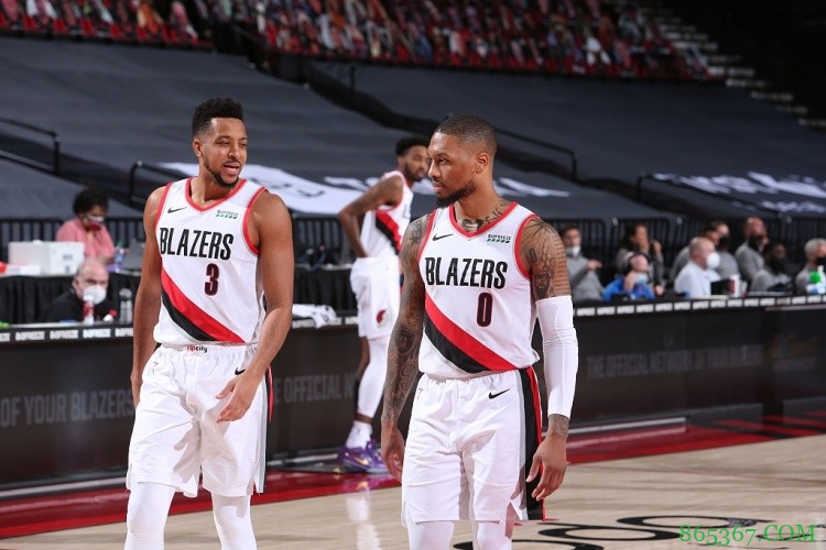 NBA彩经：篮网大胜火箭登顶东部 庄神首秀湖人力擒雄鹿