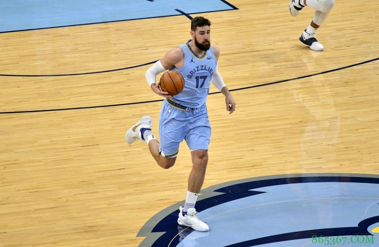 【大发体育评选】4月3日NBA最佳球员:字母哥