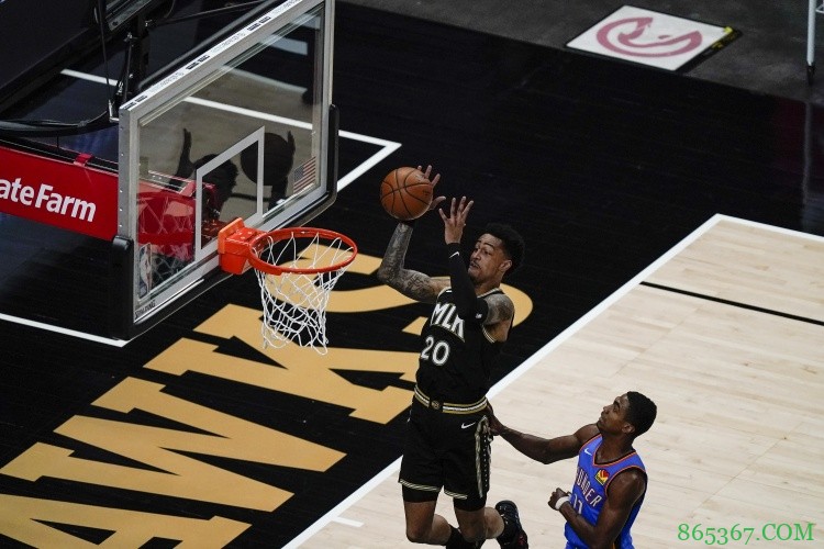 老鹰明对阵鹈鹕:科林斯等四人将缺阵 卡佩拉出战成疑