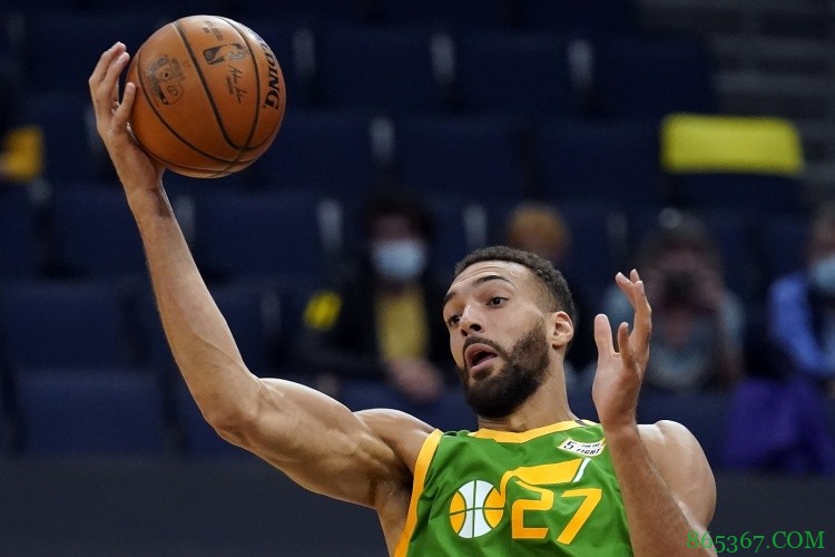 【大发体育评选】4月3日NBA最佳球员:字母哥