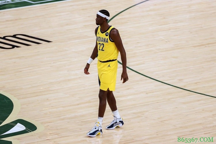 美媒晒勒韦尔近4场表现：场均20分&投篮命中率48.5%