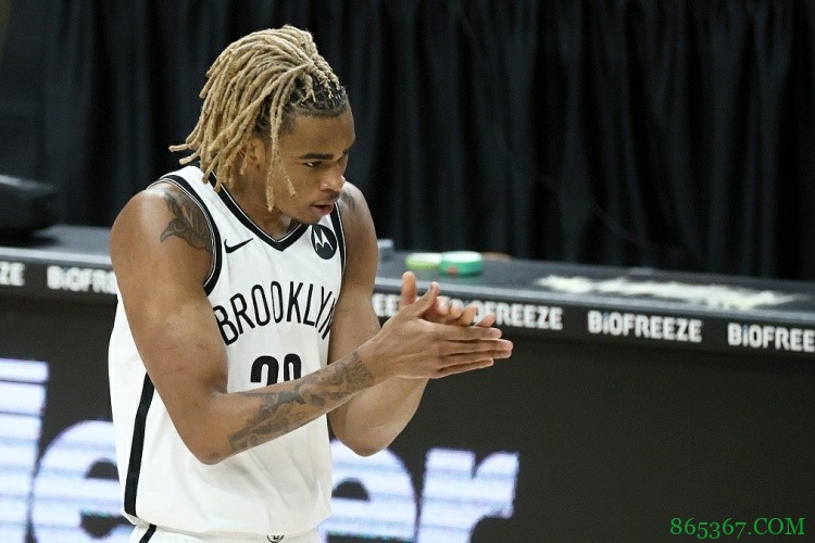 纳什:球队会耐心培养克拉克斯顿 不希望揠苗助长