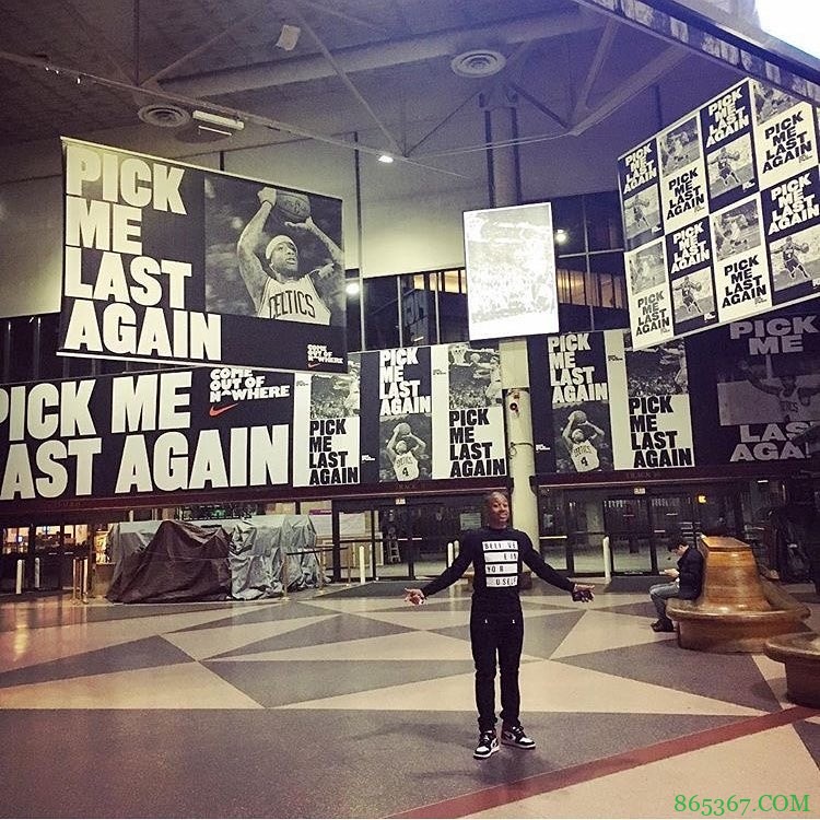 小托马斯发推:感谢每个人的爱与支持 你们知道这一切不会结束