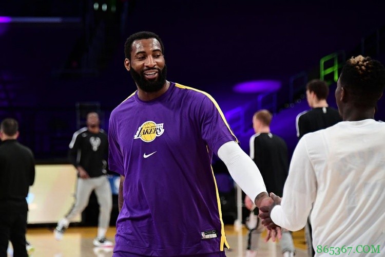 沃格尔：庄神的首次完整比赛发挥很棒 做到了他所能做到的一切