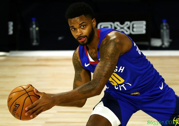 跟队记者：听说掘金可能考虑签下旧将特洛伊-丹尼尔斯