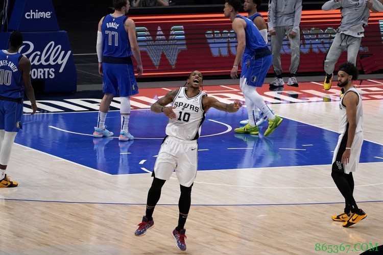 突出一个古典!德罗赞今日得分分布:油漆区20分 中投13分