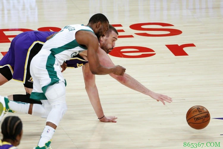 湖人对阵爵士 庄神施罗德莫里斯可出战 小加不太可能出战