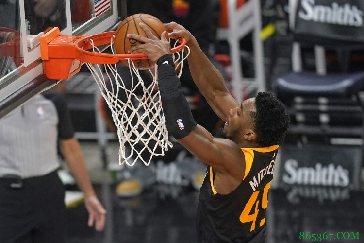 米切尔全明星赛后场均得到29.6分&单月3次40+ 队史仅次马龙