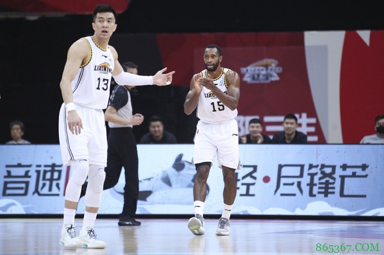 辽宁vs广厦述评：杨鸣季后赛“处子秀”，辽宁上下都收获了成长