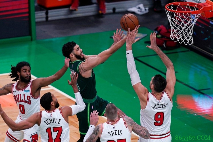 恭喜!塔图姆砍下生涯首次三双