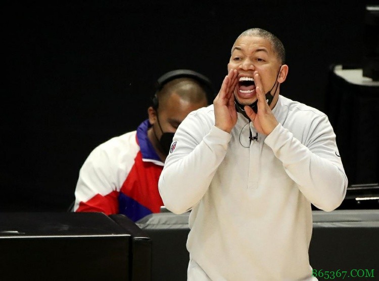 泰伦-卢:球员们快要累坏了 球队需要“丑陋”的胜利