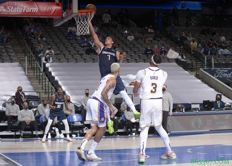 卡莱尔：鲍威尔现在的状态和跟腱撕裂之前一样好