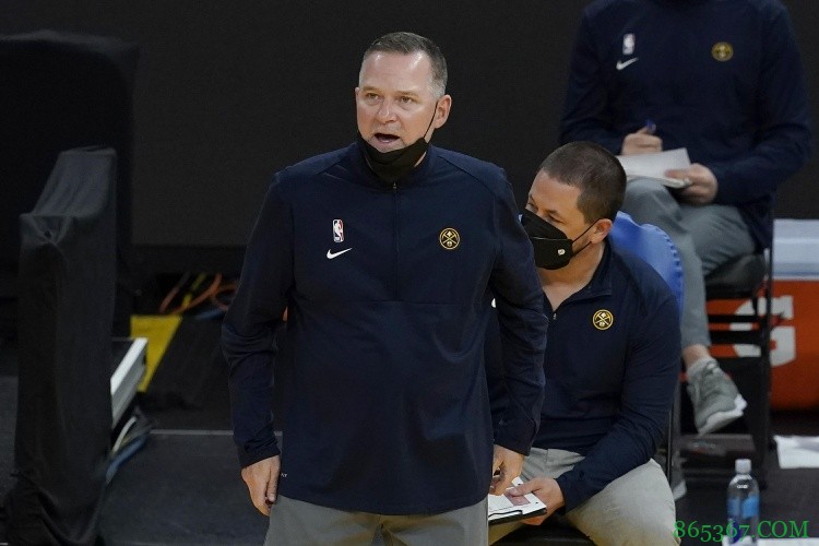 马龙:我对我们防守不满意 让对手下半场投出50%命中率是不允许的