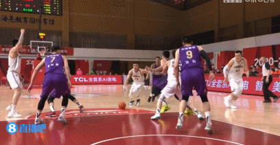 俞长栋对郭艾伦违体犯规 被驱逐出场 下场停赛