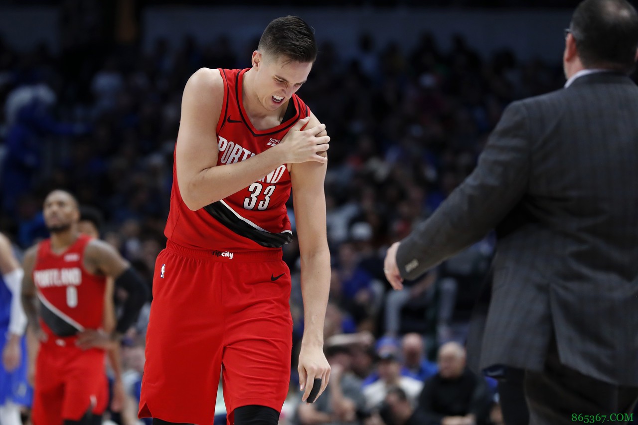 扎克-科林斯：唯一能在本赛季复出的方式就是我们队打进季后赛