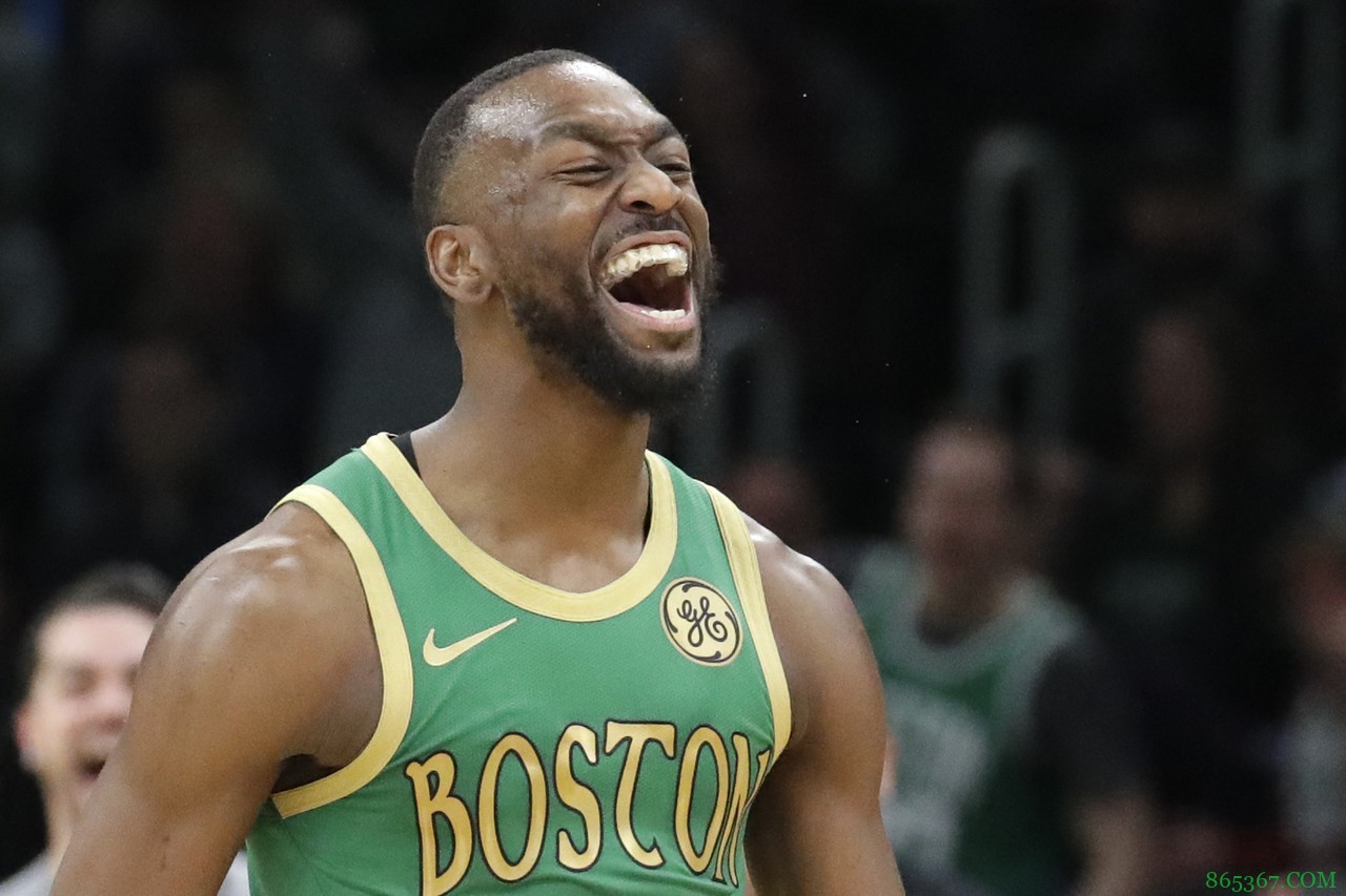 沃克:出色发挥源自身体状态复苏 斯玛特在防守端首屈一指