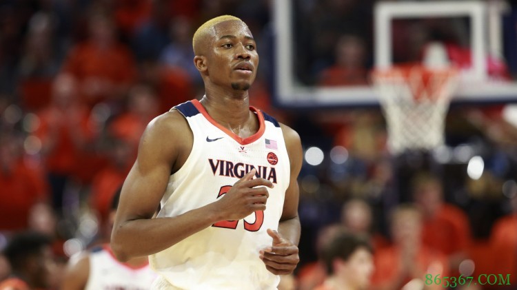 密尔沃基记者：落选秀马马迪-迪亚基特与雄鹿签下多年合同