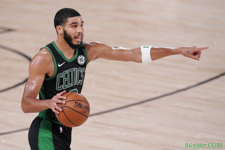 凯尔特人32分逆转战胜马刺 创NBA过去20年第二大逆转取胜分差