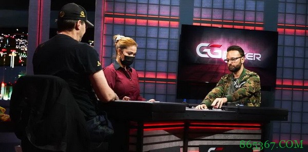 Phil Hellmuth再次击败丹牛！绝命诈唬锁定胜利！