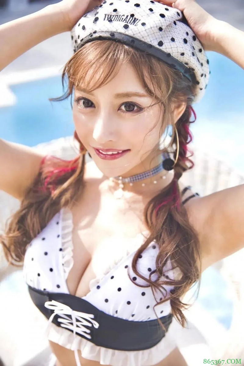 “最后最强新人”明日花绮罗 性感火辣的一姐令人受不了