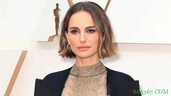 好莱坞巨星罗素-克劳将出演扑克大片 "扑克脸"