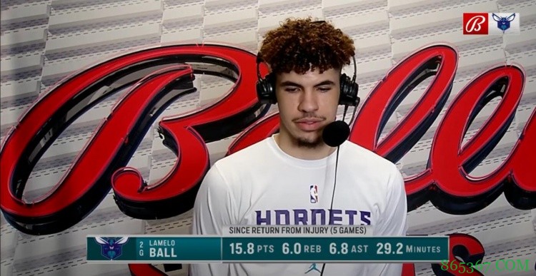 三球:我一直会说自己是年度最佳新秀 对位哥哥就是平常心