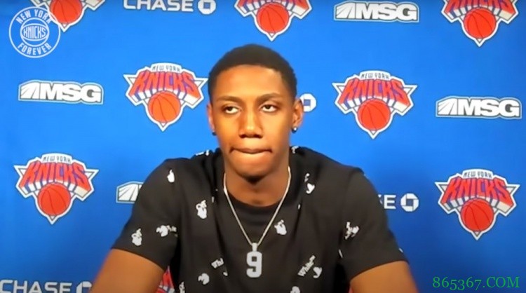 巴雷特谈对阵湖人：若詹姆斯能打会很酷 但以后还有机会见面