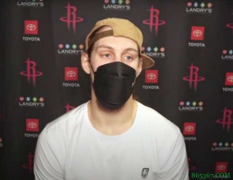 奥利尼克谈最后时刻被抢断：漂亮的防守 但对我们来说很艰难