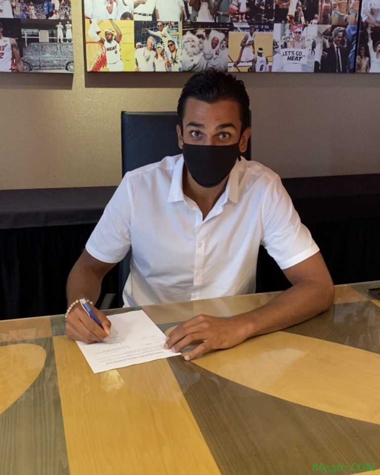 热火官方：球队正式签下中锋奥默-尤尔特塞文