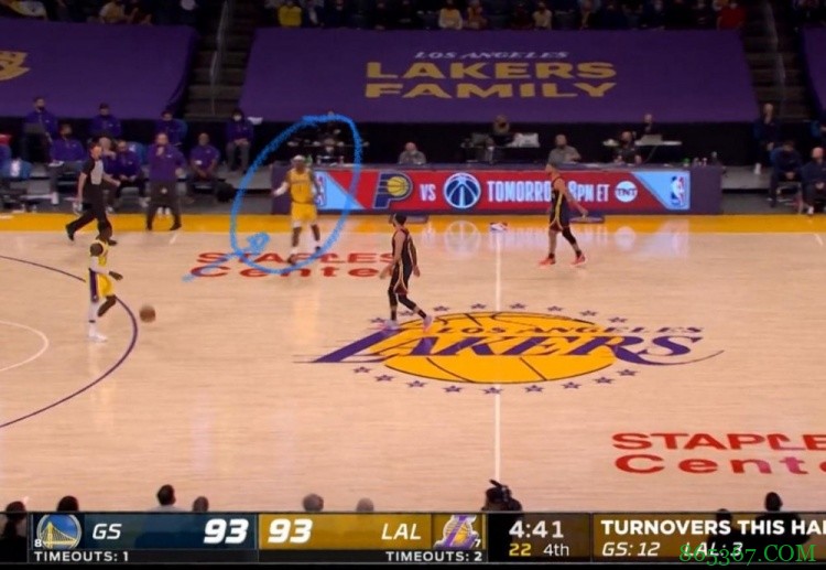 【录像分析室】带你揭秘湖人队最常见的战术:ELBOW