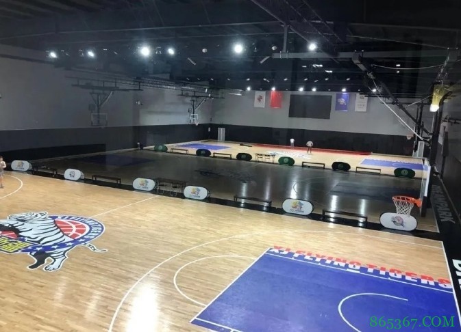 发展草根篮球！新疆男篮在成都开办篮球学院
