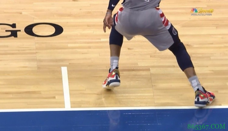 威少谈关键失误：那一球是我的失误 是否为误判已经不重要了