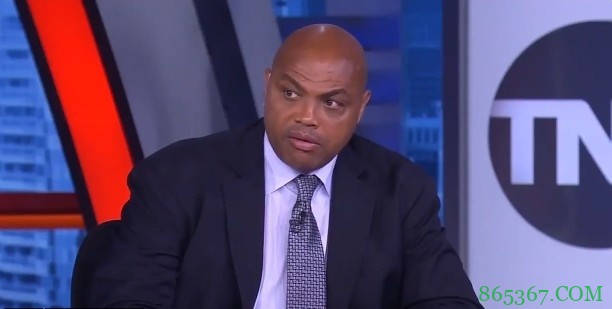 巴克利谈特雷-杨与库里：他俩唯一的共同点就是都是黑人