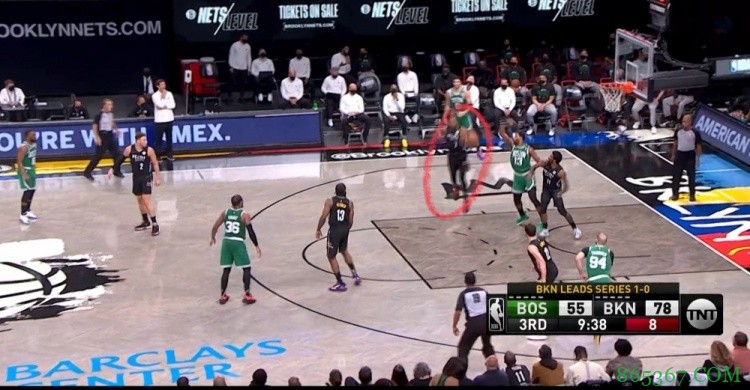 【录像分析室】内线羸弱的连锁反应 快船对阵独行侠举步维艰