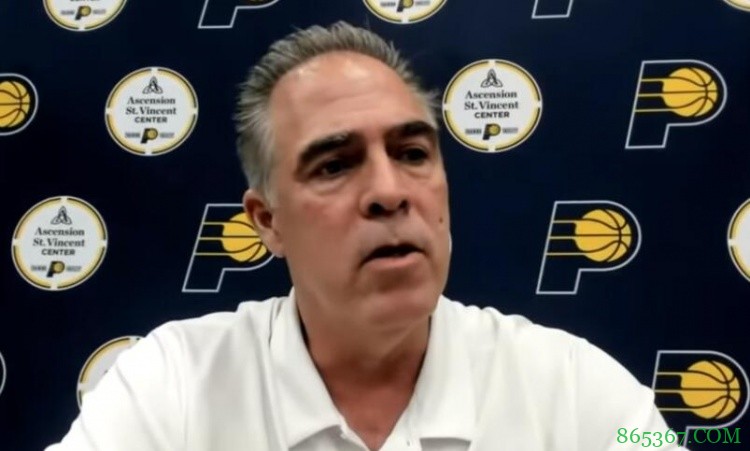 步行者记者：在与老板会面后 球队总裁将继续留任