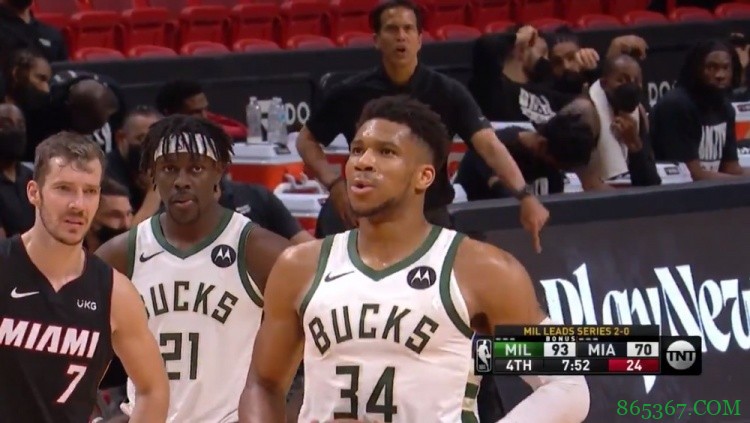 有意思!热火全场观众高声倒数给压力 字母哥顶住压力三罚全中