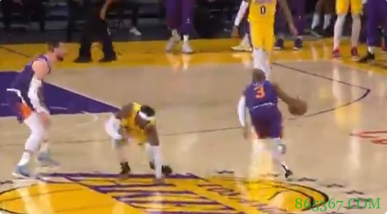 保罗Crossover晃跪马修斯 标志性中投稳稳命中!