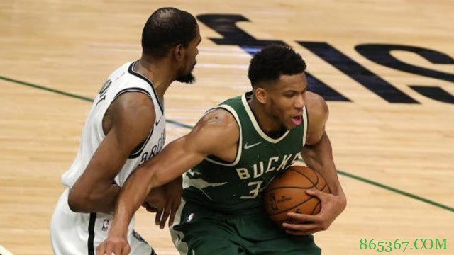 ?字母哥49+8 米德尔顿26+11+6 杜兰特42+10 雄鹿险胜篮网