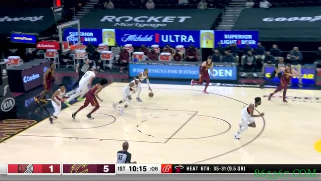 ?利拉德32+9 坎特18+13 乐福18+8 开拓者送骑士8连败